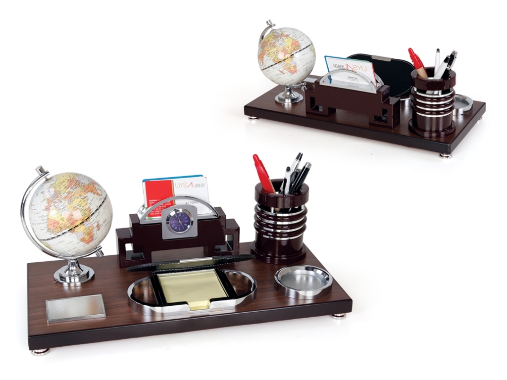 Luxury Wooden Table Set
